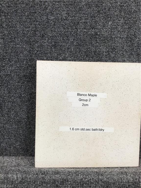 COUNTRY CLUB - Residential