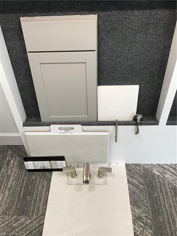 COUNTRY CLUB - Residential