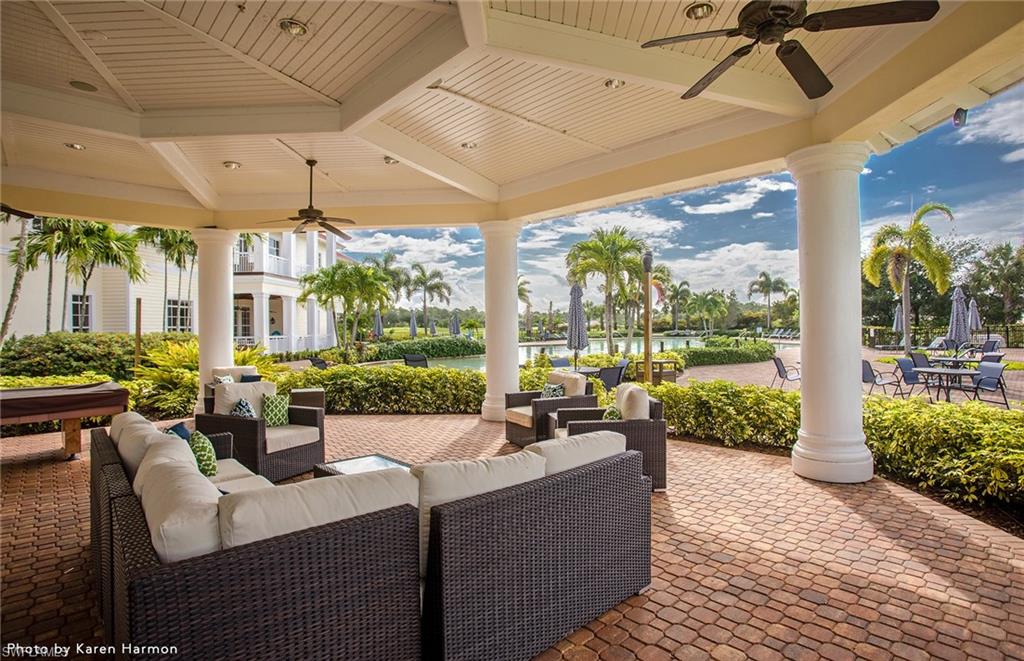 COUNTRY CLUB - Residential