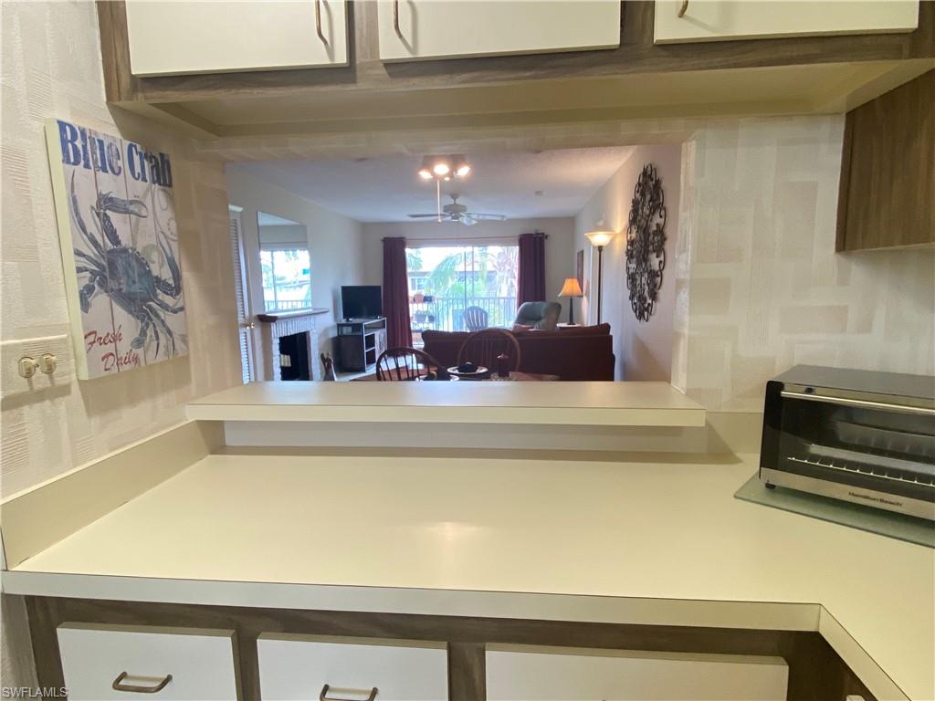 FOXMOOR CONDO - Residential