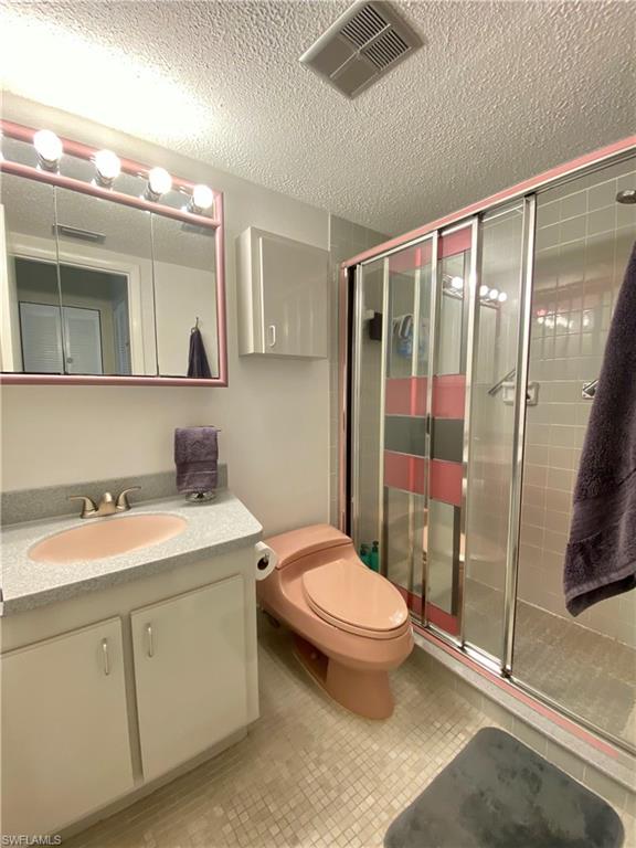 FOXMOOR CONDO - Residential