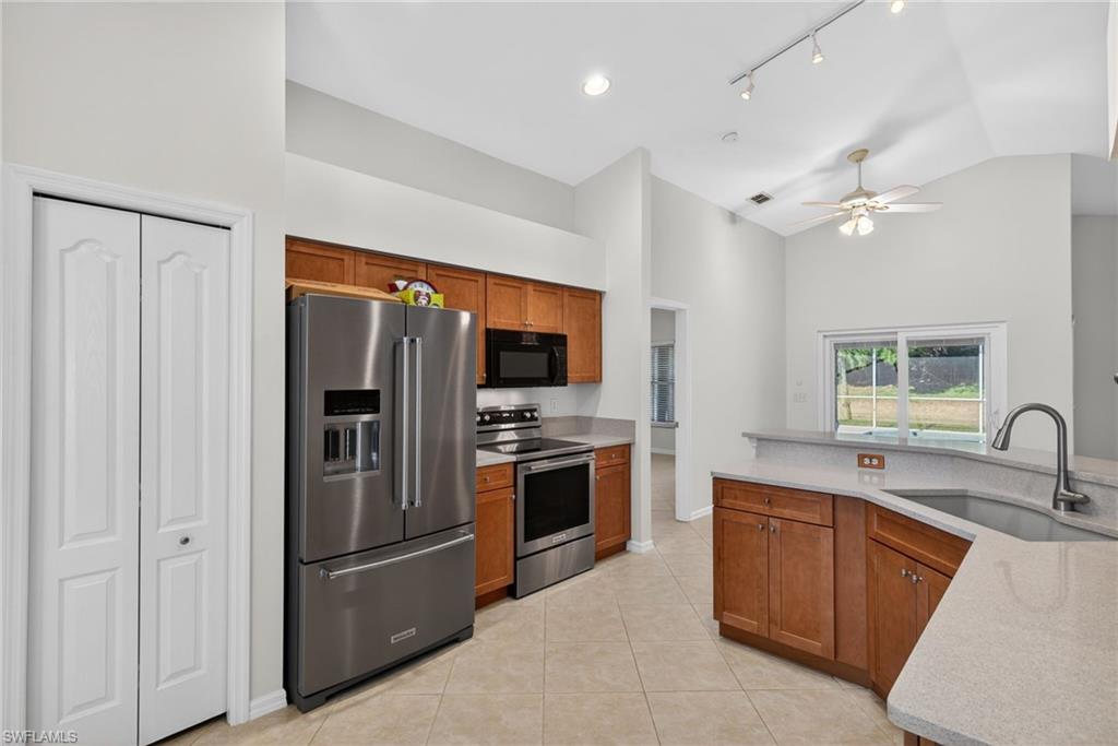 STONEYBROOK - Residential