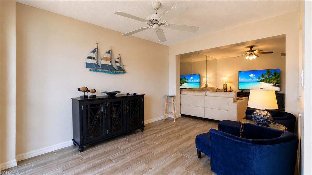 SEVEN LAKES - Residential