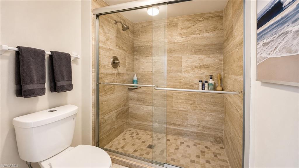 SEVEN LAKES - Residential