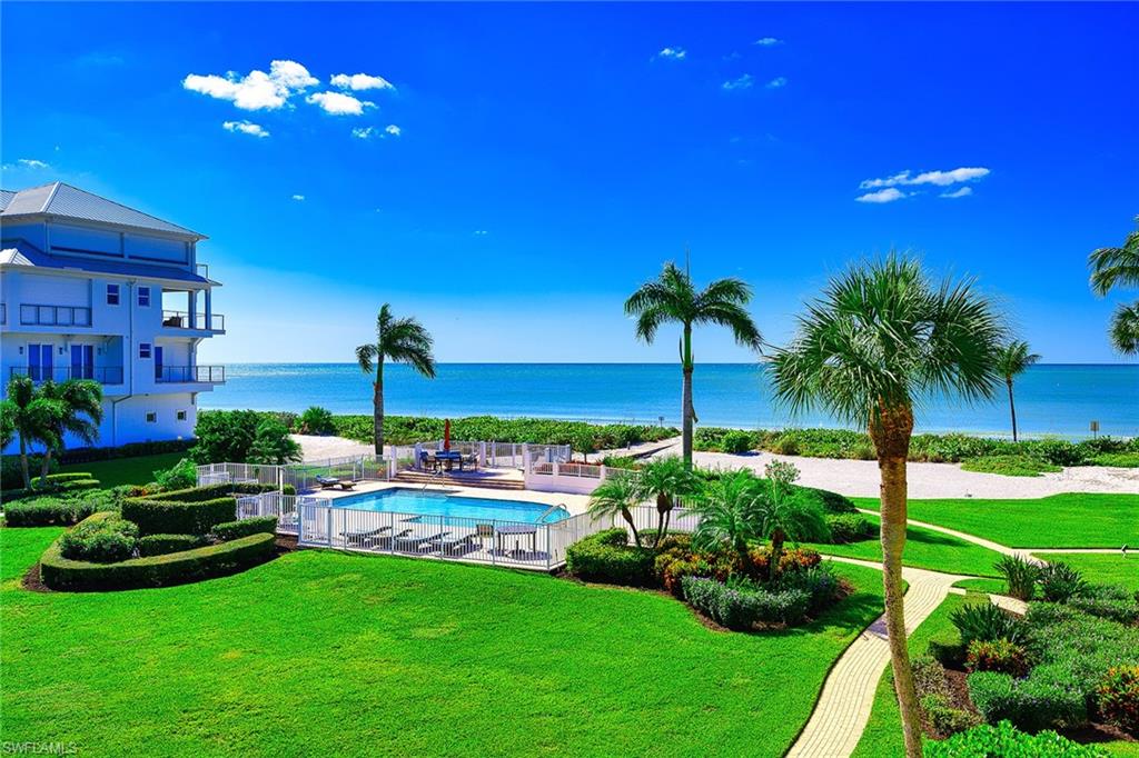 BAREFOOT BEACH - Residential