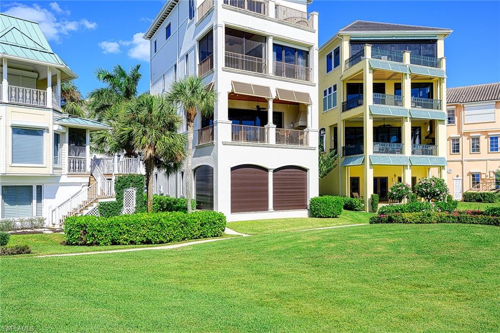 BAREFOOT BEACH - Residential