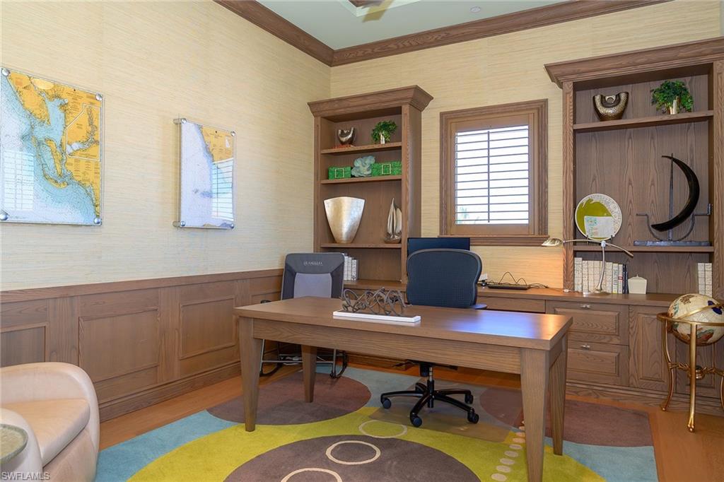 BAREFOOT BEACH - Residential