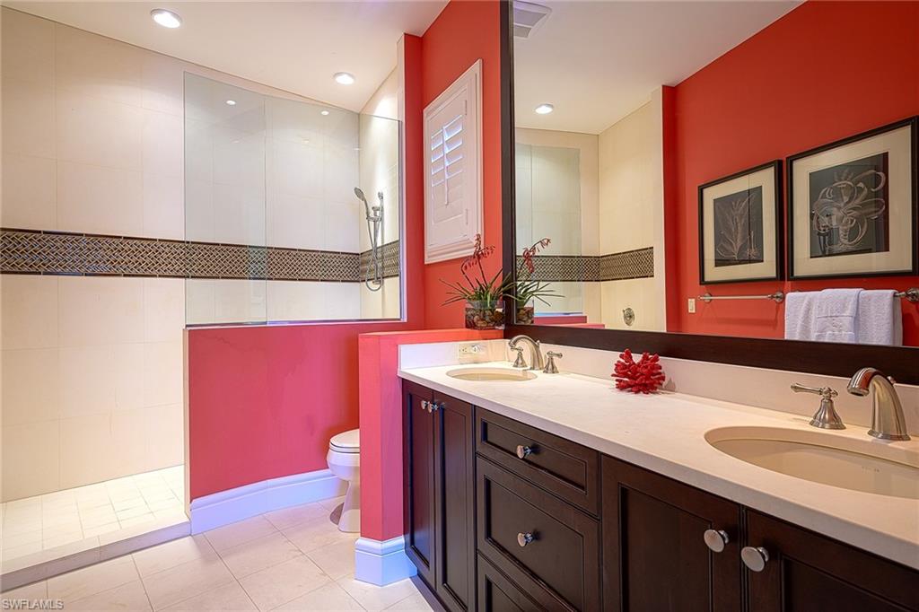 BAREFOOT BEACH - Residential