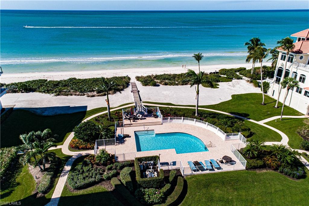 BAREFOOT BEACH - Residential