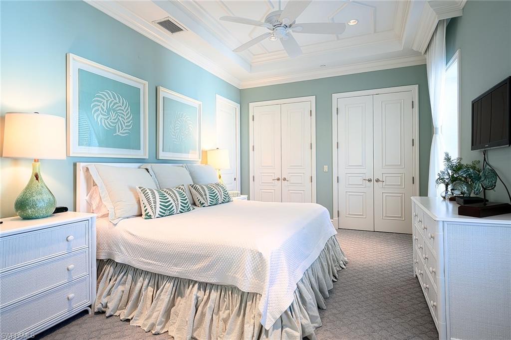 BAREFOOT BEACH - Residential