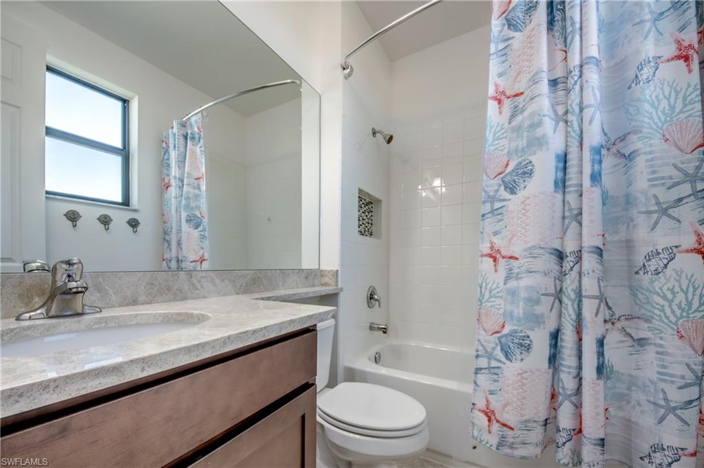 MARINA BAY - Residential