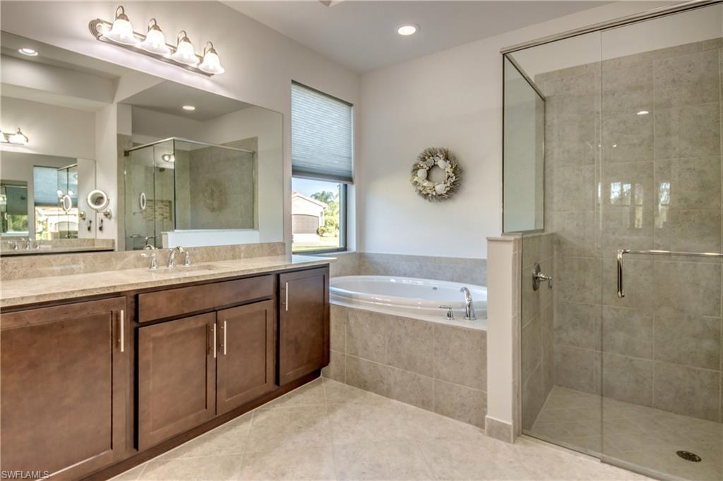 MARINA BAY - Residential