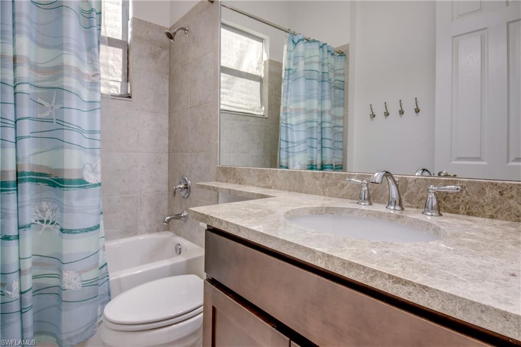 MARINA BAY - Residential