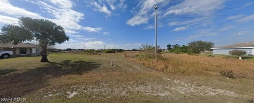 Discover the potential of this expansive double lot at 207/209 Pennfield St in Lehigh Acres, FL. This prime location has ample space for your vision, surrounded by natural beauty and tranquility. With easy access to local amenities, shopping, and schools, this property provides a superb setting for your future plans. Whether you're considering building your dream home or investing in land, this opportunity is not to be missed.