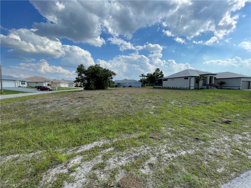 BURNT STORE LAKES - Land