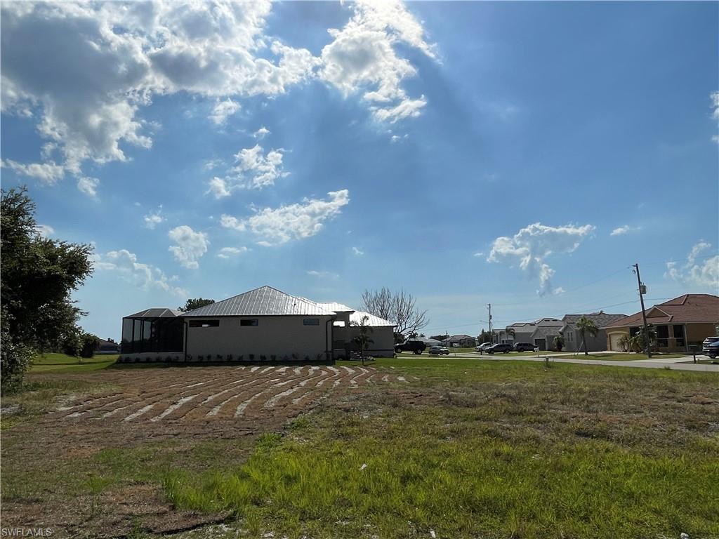 BURNT STORE LAKES - Land