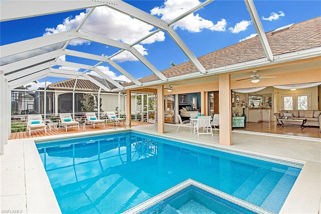 MARCO BEACH - Residential