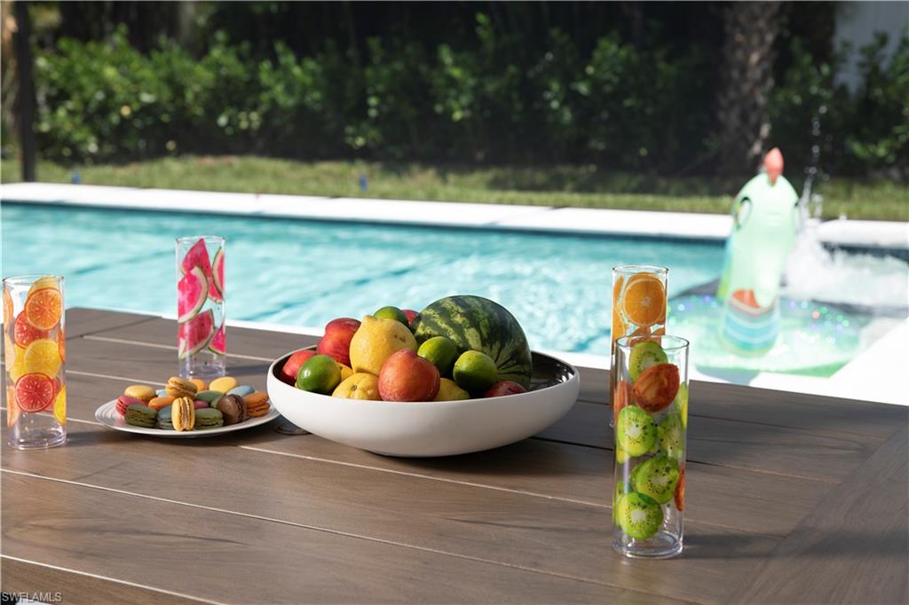 NAPLES PARK - Residential