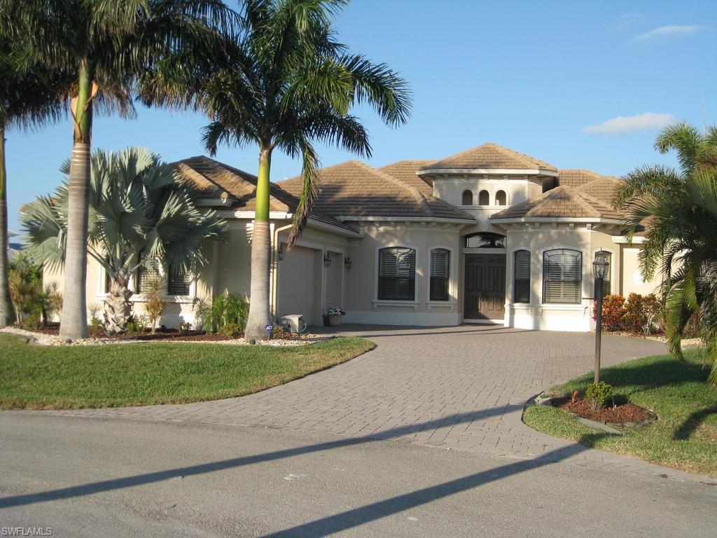 ROYAL PALM GOLF ESTATES - Residential