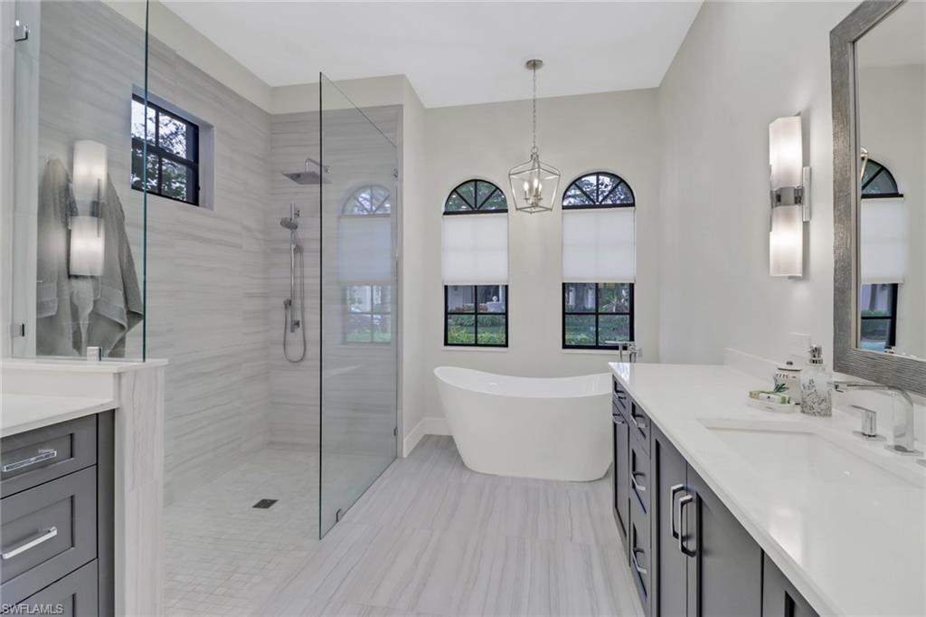 VILLA TUSCANY - Residential