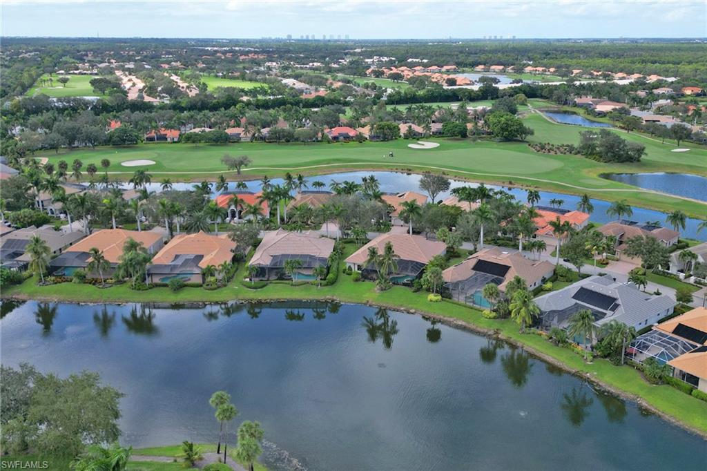 VILLA TUSCANY - Residential