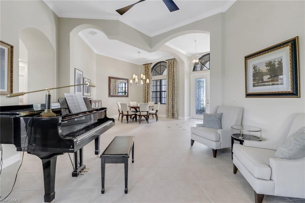 VILLA TUSCANY - Residential