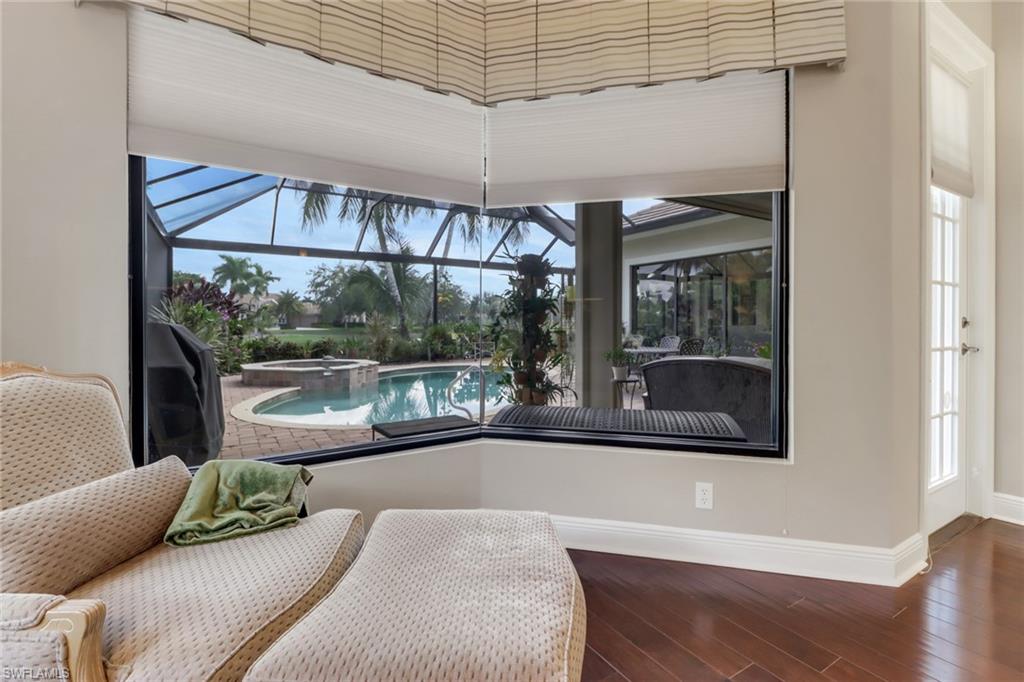 VILLA TUSCANY - Residential