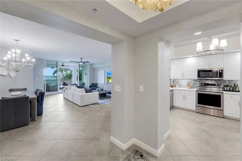 325 Dunes BLVD 204 NAPLES FL 34110
