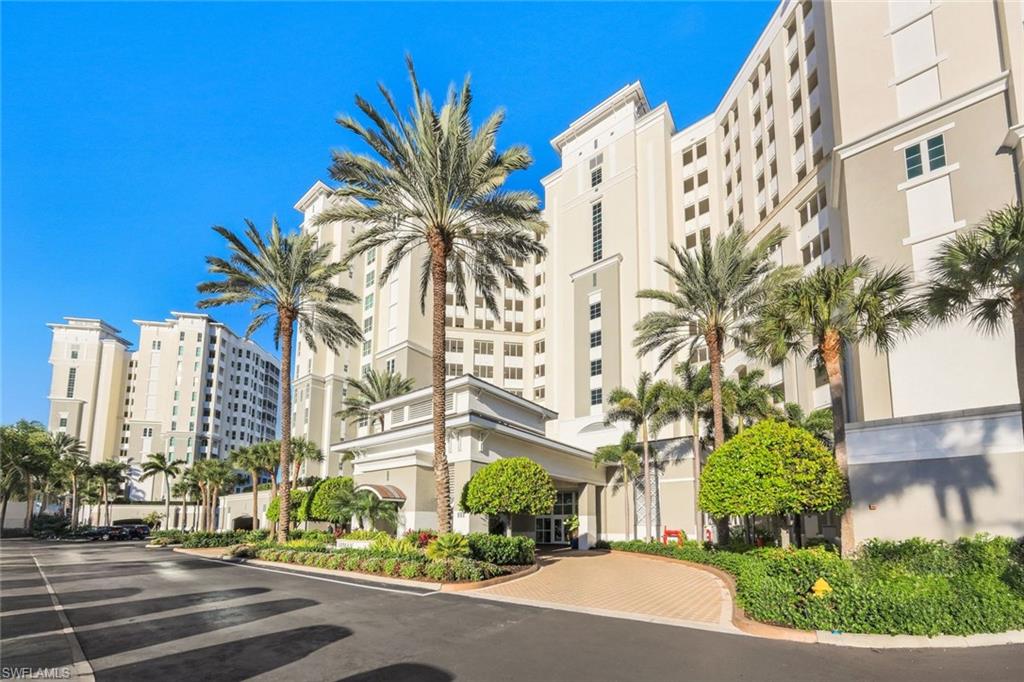 325 Dunes BLVD 204