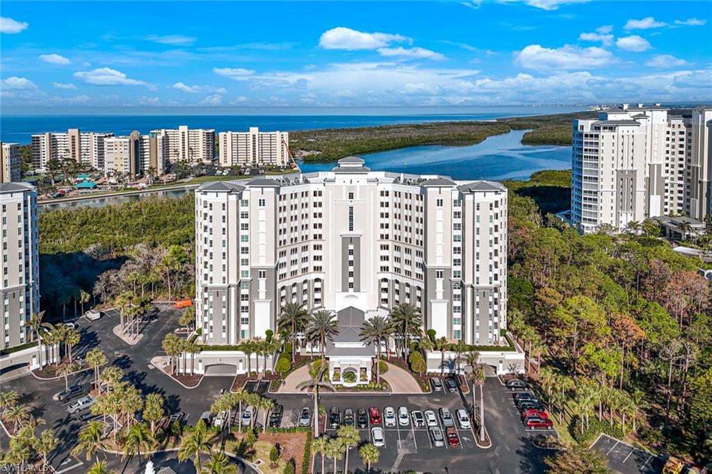 325 Dunes BLVD 204