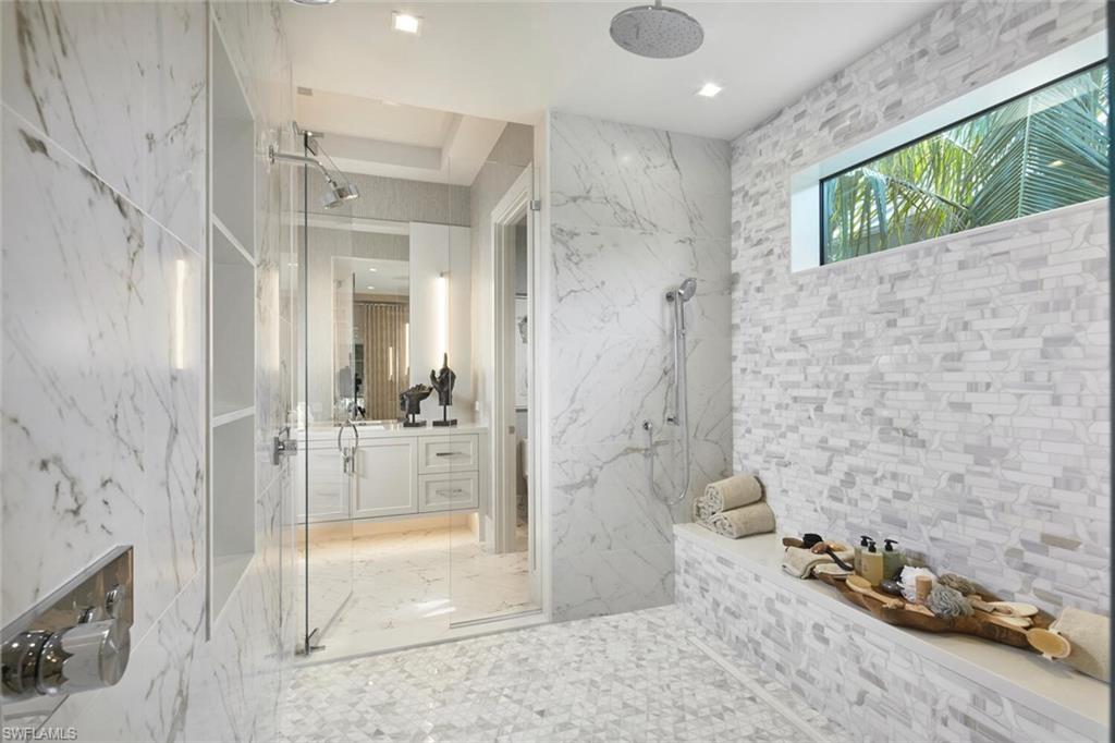 AQUALANE SHORES - Residential