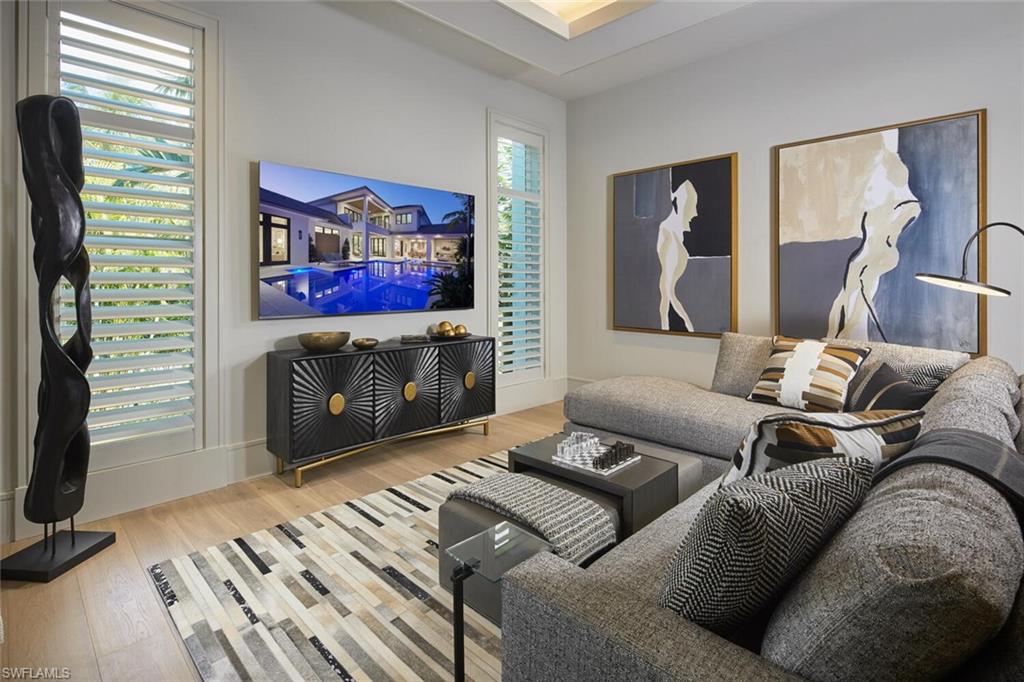 AQUALANE SHORES - Residential