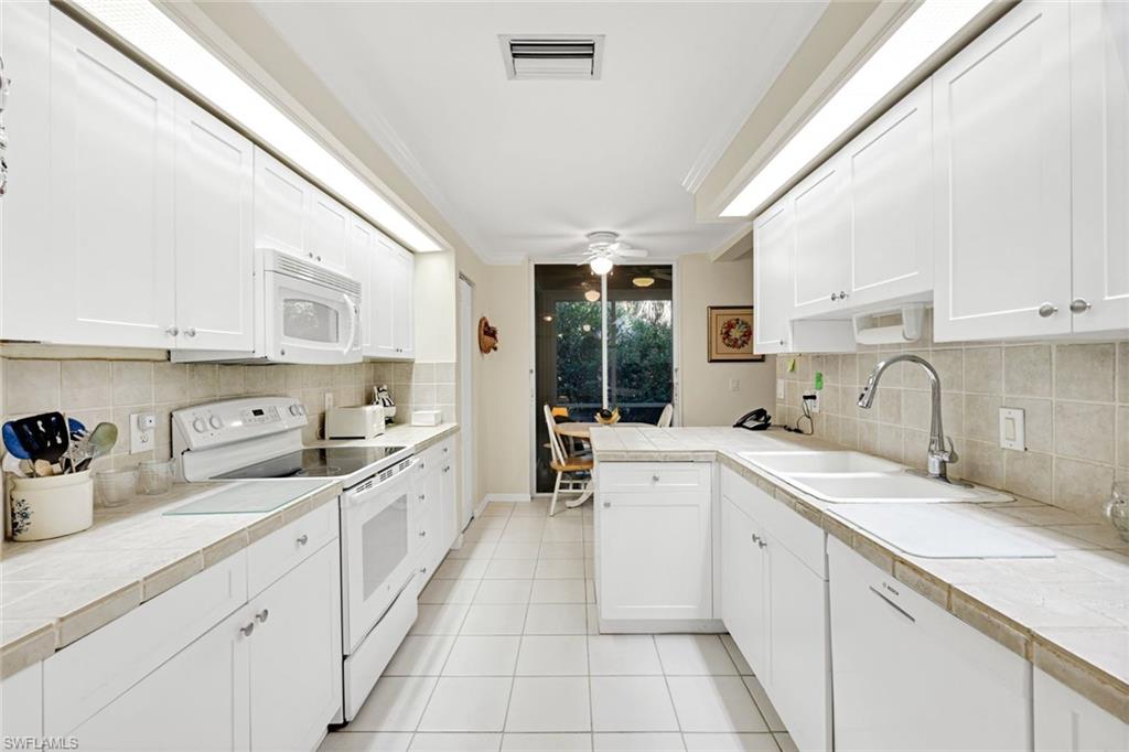 BERMUDA CAYS - Residential