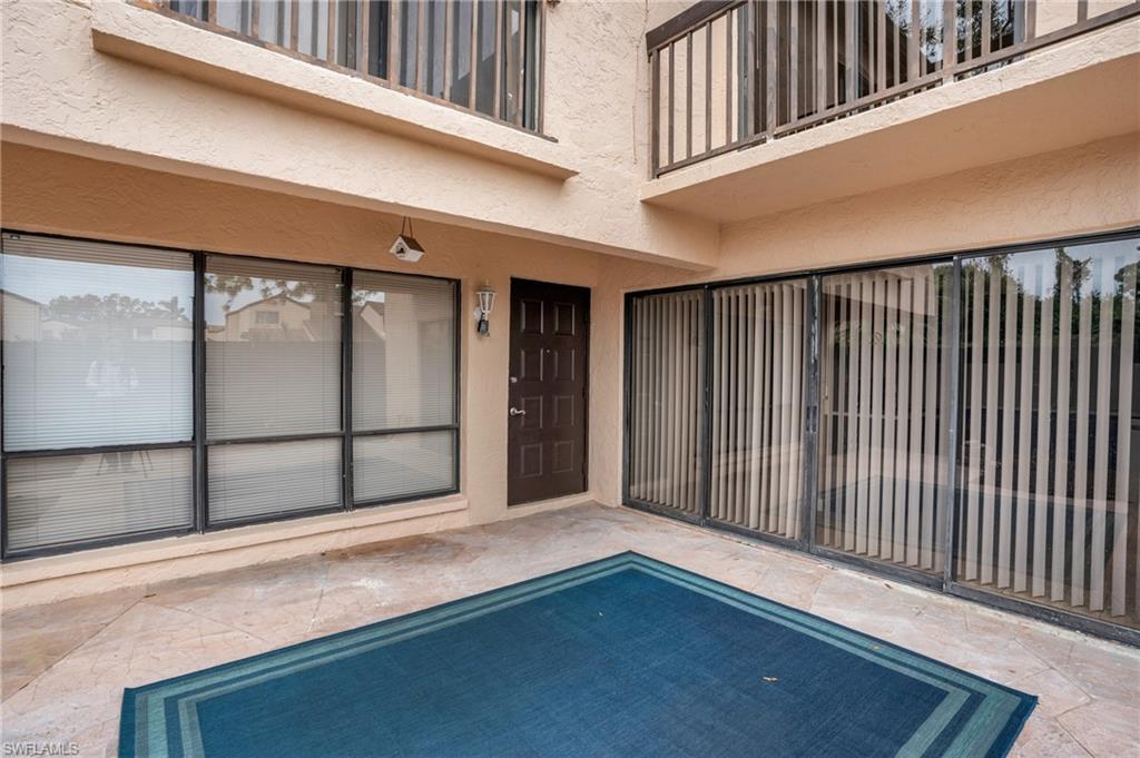 PINE GROVE TOWNHOUSES - Residential