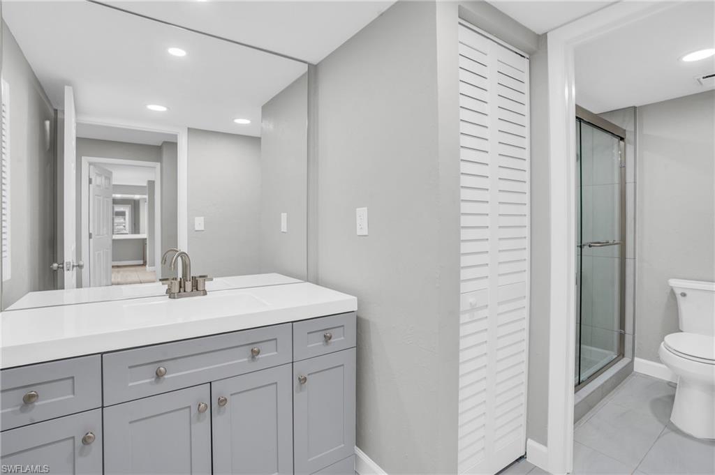 PINE GROVE TOWNHOUSES - Residential