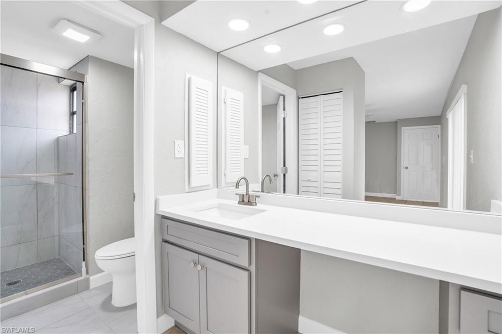 PINE GROVE TOWNHOUSES - Residential