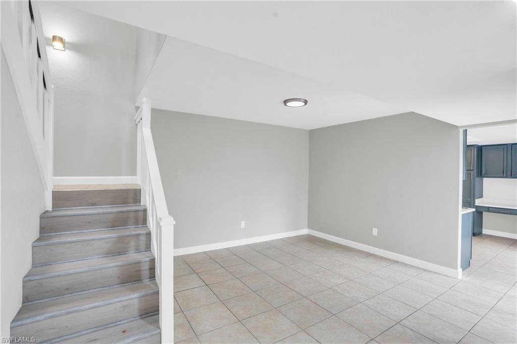 PINE GROVE TOWNHOUSES - Residential