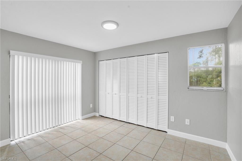 PINE GROVE TOWNHOUSES - Residential