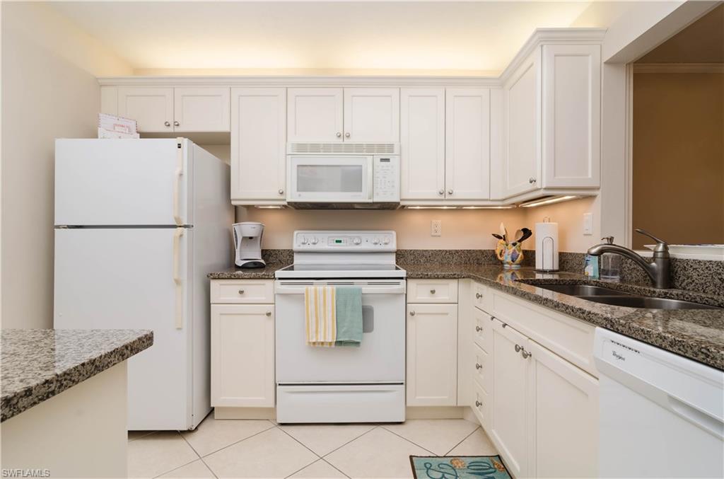 CAMELOT CLUB - Residential