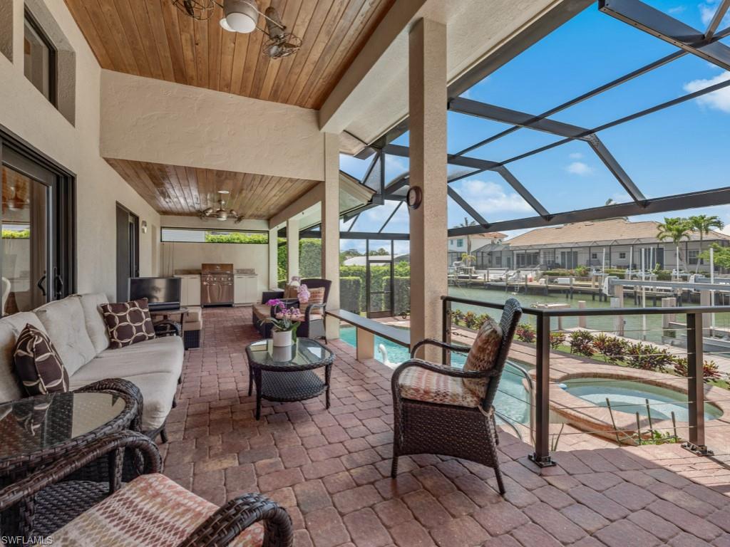 MARCO BEACH - Residential