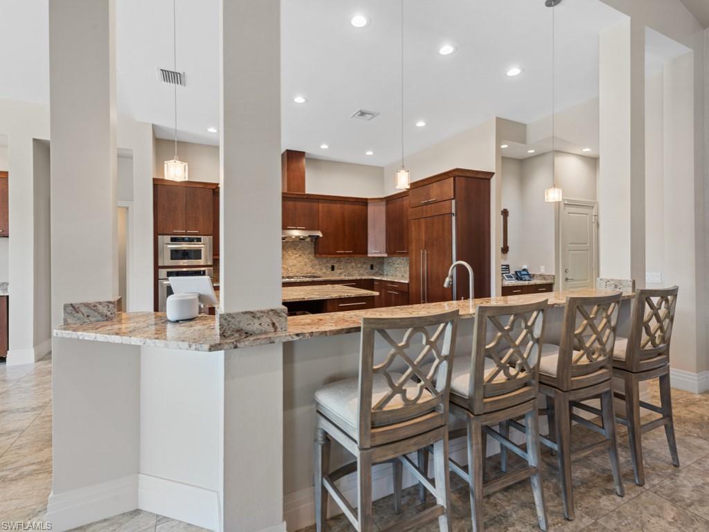 MARCO BEACH - Residential