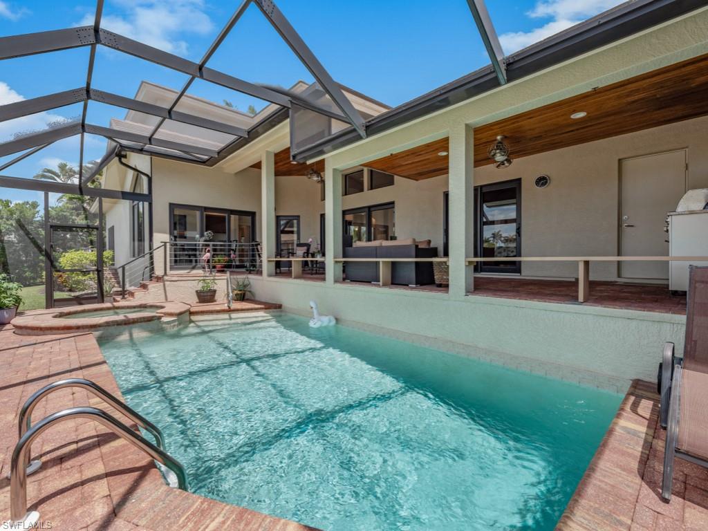 MARCO BEACH - Residential