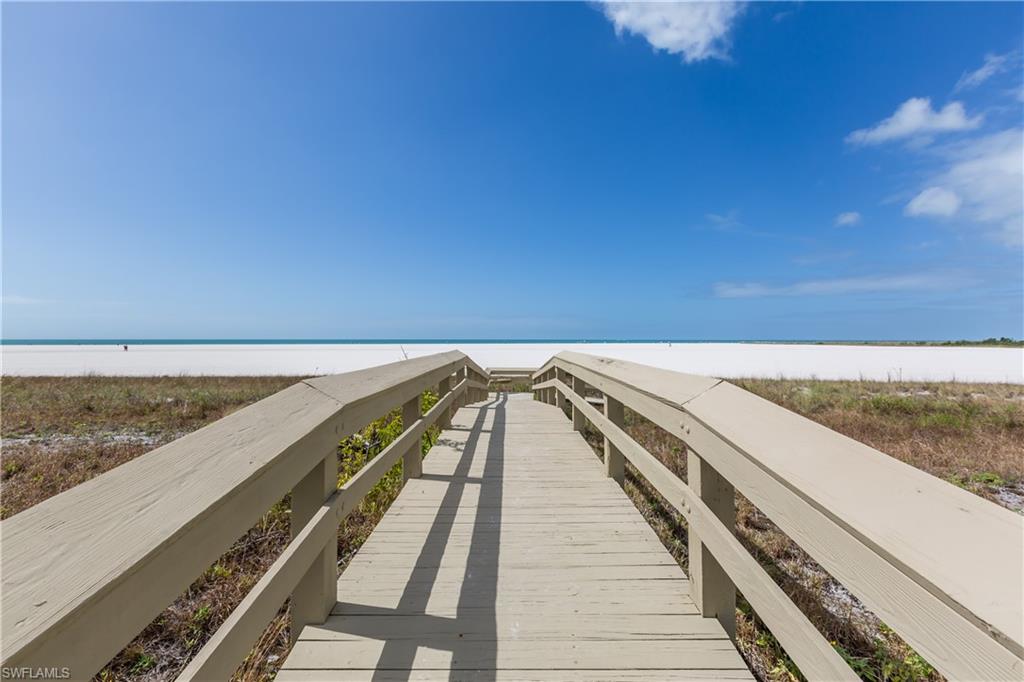 SUNSET HOUSE - Residential