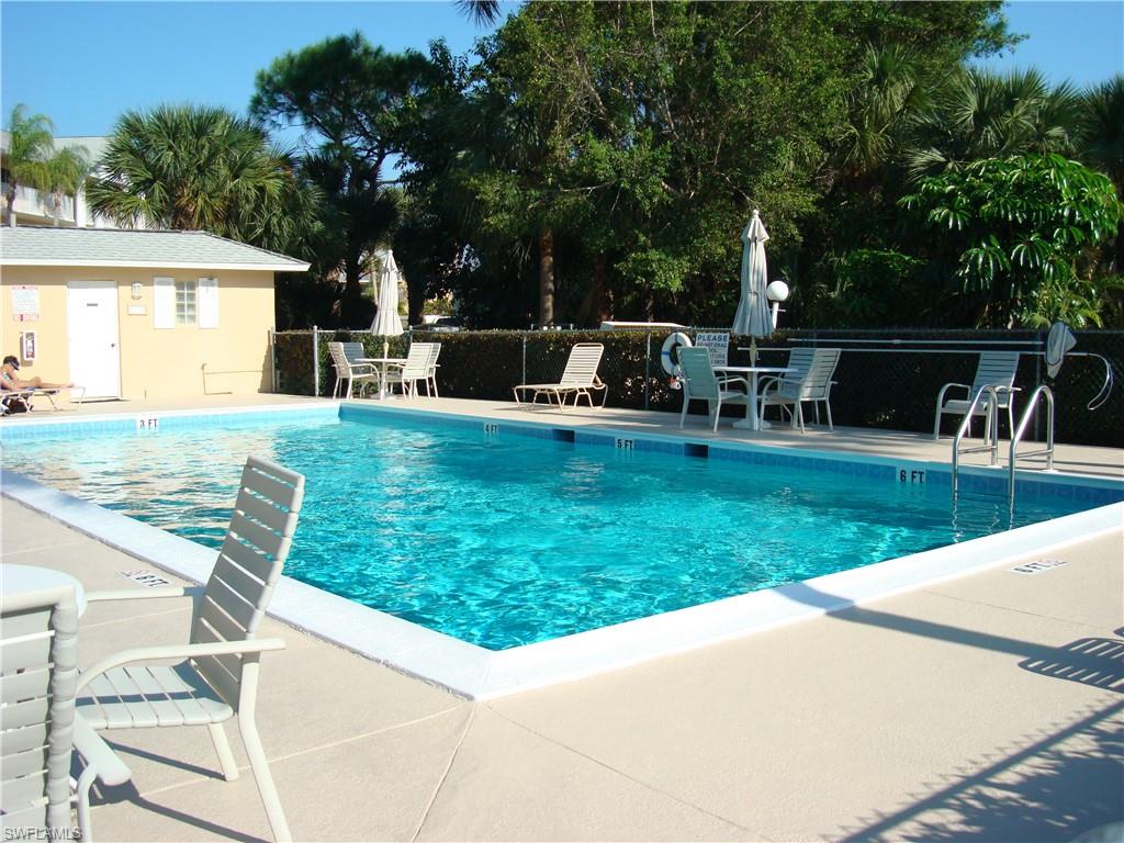 NAPLES SANDPIPER BAY CLUB - Residential