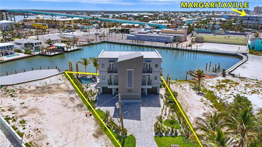 ISLAND SHORES - Residential