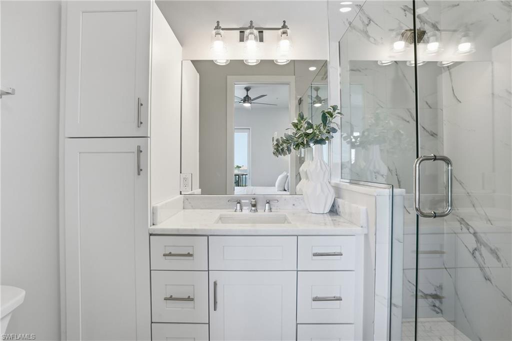 ISLAND SHORES - Residential