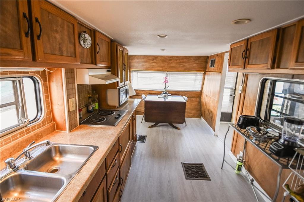 CYPRESS BEND RV RESORT - Residential Lease