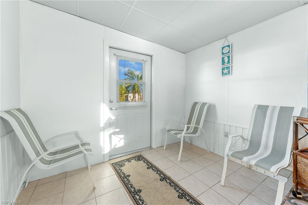 RIVIERA COLONY - Residential