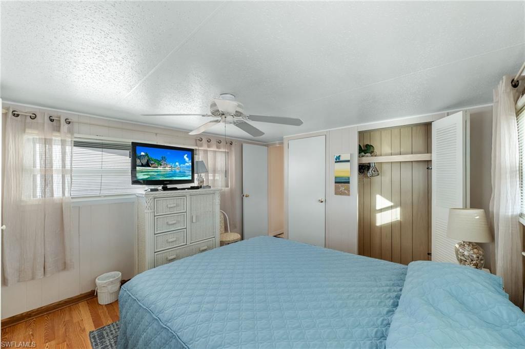 RIVIERA COLONY - Residential