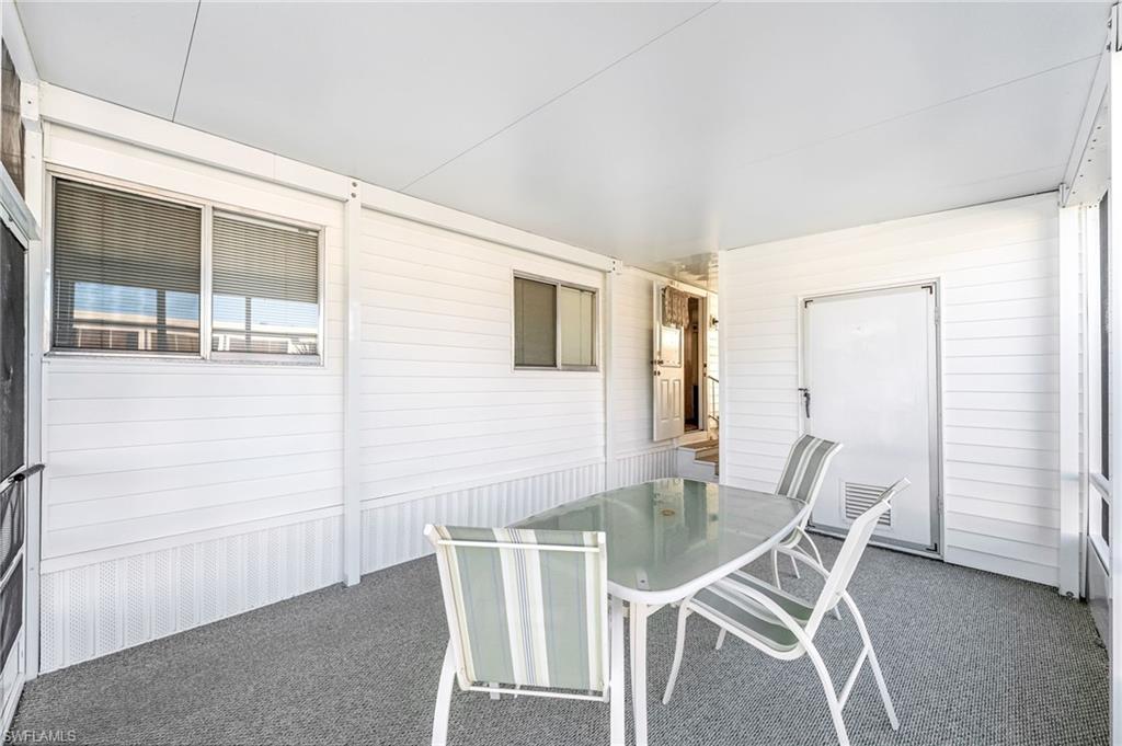 RIVIERA COLONY - Residential